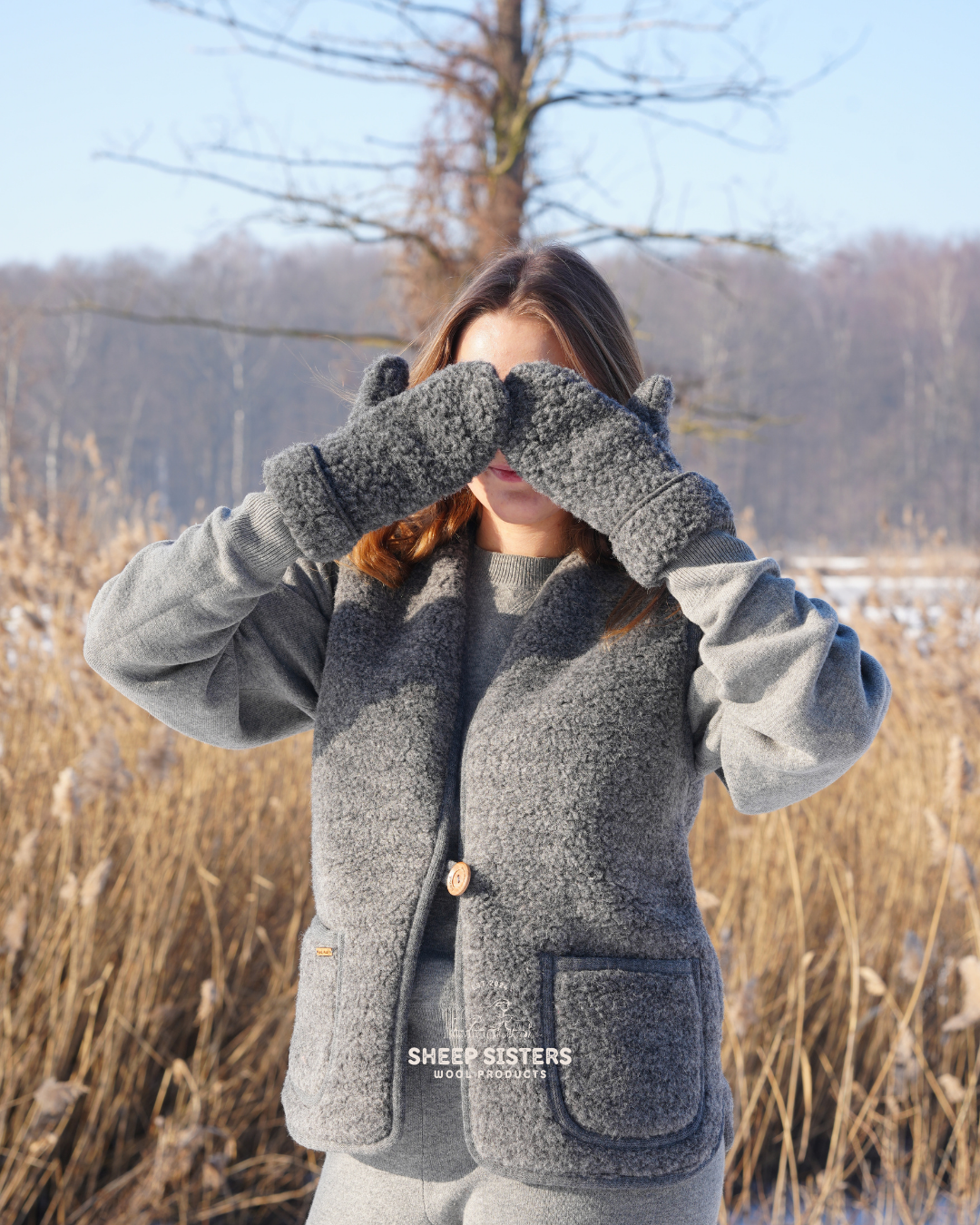 クラウドミトンの中の手